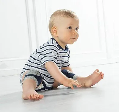 Produktbild von Famanu Kniebeschützer - Schützende Accessoires für Inlineskater; Set von 6 Schützern für Kinder