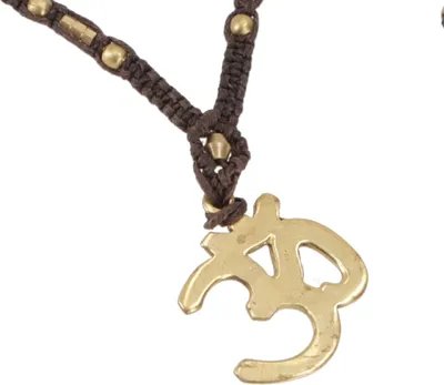 Produktbild von Boho Makramee Kette `Om` - Braun, Baumwollfäden,Messing, Ketten & Modeschmuck für den Hals