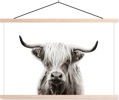 Produktbild von MuchoWow® Textilposter Schottisches Hochlandrind - Kuh - Schwarz - Weiß 60x40 cm mit holzfarbenen Rahmen - Bilder