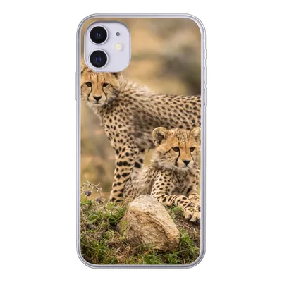 Produktbild von MuchoWow® Handyhülle Schutzhülle Hülle für iPhone 11 Leopard - Jungtier - Natur Silikon Softcase Handy Hülle - Handytasche