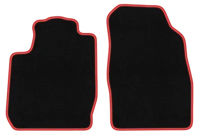 Obrázok produktu pre Velúrové autokoberce pre: Ford StreetKa 2003-2006 (kabriolet) – sada 4 ks, čierno-červené, na mieru – Wielganizator CARLUX