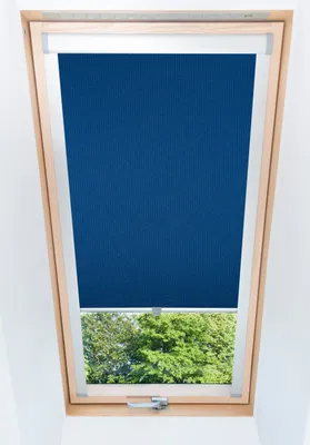 Immagine prodotto di Velux M06 tenda a rullo per finestra da tetto termo oscurante blu