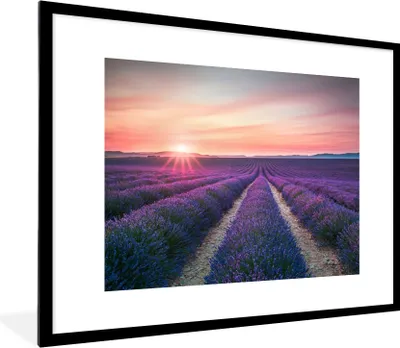 Produktbild von MuchoWow® Gerahmtes Poster Lavendel - Lila - Blumen - Himmel 80x60 cm - Poster mit Schwarzem Bilderrahmen Wandposter Rahmen Foto Bilder - Schlafzimmer-Dekorationen - Fotoposter