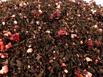 Produktbild von Himbeer Kirsch Schwarzer Tee Naturideen® 100g