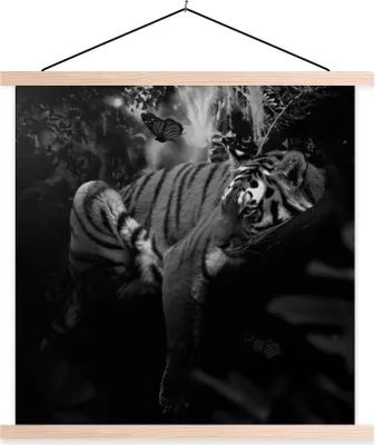 Produktbild von MuchoWow® Textilposter Schmetterling - Dschungel - Tiger - Schwarz - Weiß 120x120 cm mit holzfarbenen Rahmen - Textil-Poster