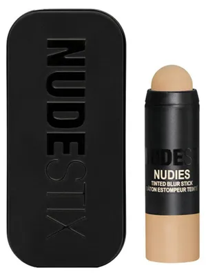 Produktbild von Schminke in einem getö nten Blur Stick, Farbton: Deep 10