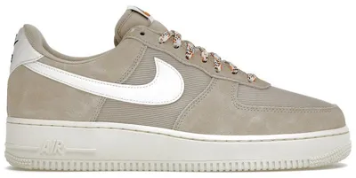 Imagen del producto de Nike Air Force 1 Low '07 LV8, color Rattan, talla EU 45.5