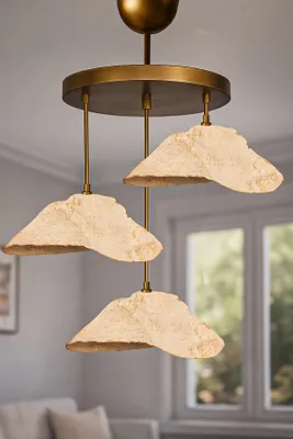 Produktbild von Opviq, Hochwertiger Kronleuchter mit Metallkörper, Cremefarben, Ø30 h:75 cm, Höhenverstellbar 20-75 cm, E27 Fassung, IP20 | Modernes, abstraktes Design für stilvolle Räume.
