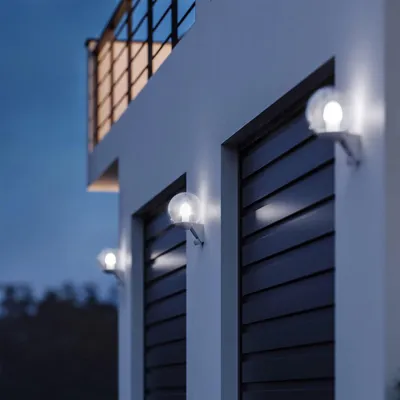 Image de Bollamp L585S avec détecteur de mouvement, couleur blanche