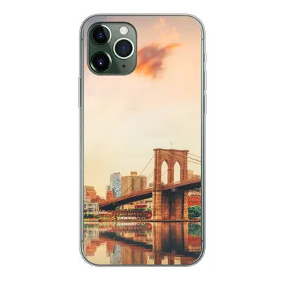 Produktbild von MuchoWow® Handyhülle Schutzhülle Hülle für iPhone 11 Pro New York - Brooklyn - Brücke - Sonnenuntergang Silikon Softcase Handy Hülle - Handy