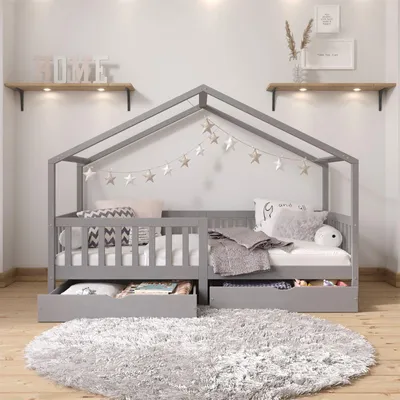 Produktbild von Hausbett ELEA aus massiver Kiefer, Kinderbett mit Rausfallschutz 90x200cm, Spielbett mit Dach in grau