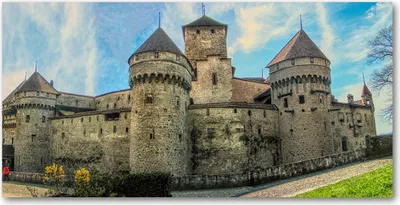 Produktbild von Tulup® Leinwandbild - 140x70 cm - Wandkunst - Drucke auf Leinwand - Leinwanddruck  - Sehenswürdigkeiten & Architektur - Mehrfarbig - Schloss Schweiz