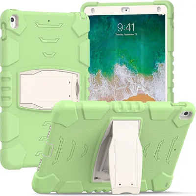 Immagine prodotto di Custodia blindata per iPad 6/Air 2 9,7" con supporto Verde