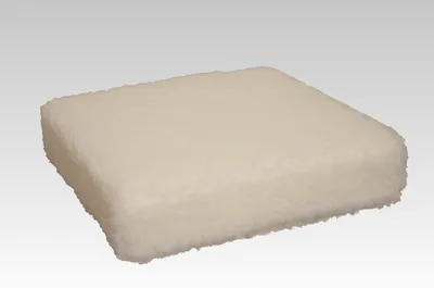 Produktbild von Stuhlkissen Sitzerhöhung Aufstehhilfe Wolle ecru 40/40/10 cm ecru 40 x 40 x 10 cm
