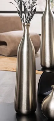 Produktbild von Gilde Flaschenvase, Argenterie, Aluminium, silberfarben, VE 1, D. 12 cm Höhe: 44.50 cm Durchmesser: 12.00 cm 58976