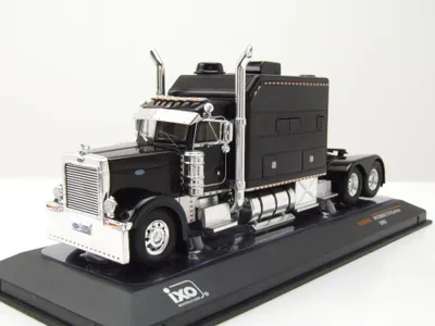 Produktbild von Ixo Models 64TR016B Peterbilt 379 Custom Zugmaschine 2002 schwarz 1:64