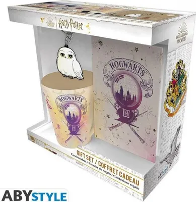 Zdjęcie produktu dla ABYstyle - Zestaw upominkowy Harry Potter - kubek Hogwart + brelok + notatnik