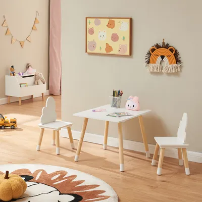 Produktbild von Kindersitzgruppe 'Hovle' Tisch + 2 Stühle mit Wolken-Design Kiefernholz+MDF Weiß