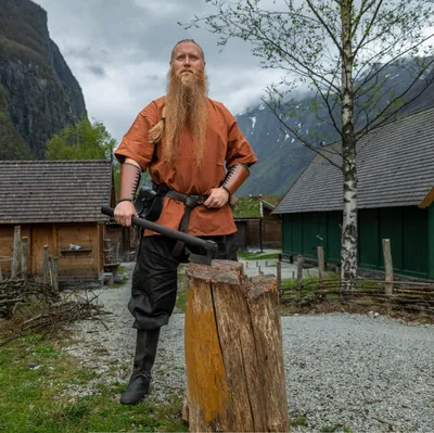 Produktbild von Wikinger-Kurzarmtunika Ziegelrot "Olaf" M