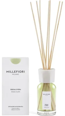 Imagen del producto de Difusor de ambiente Millefiori Milano, aroma Fresia y Pera, con varillas (77MDFP)