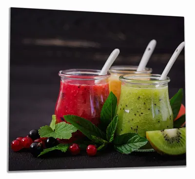 Produktbild von Wallario Herdabdeckplatte aus Glas, Größe 60 x 52 cm 1-teilig, Motiv Bunte Smoothies in grün und rot