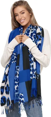 Produktbild von Glamexx24 Damen XXL Schal Kuscheliger warmer Leoparden Muster 3 farbiger Fransen Poncho Schal Oversized Deckenschal Blau-Weiß-Schwarz
