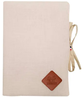 Produktbild von Gesundheitspasshülle jeanne - 17 x 23 cm - Beige | by SEVIRA KIDS