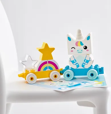 Produktbild von LEGO 10953 DUPLO Mein Erstes Einhorn Spielzeug für Kleinkinder, Spielzeugzug für Jungen und Mädchen ab 1,5 Jahren, Bausteine