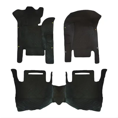 Productafbeelding van Set vloermatten van kunstleer voor auto's – geschikt voor 5 zitplaatsen, universele pasvorm – waterdicht en antislip – interieuraccessoire voor auto – zwart/blauw