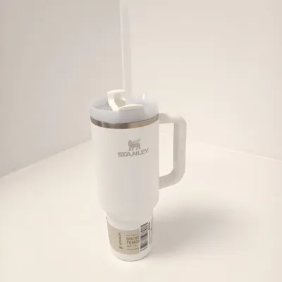 Immagine prodotto di Stanley Quencher H2.0 FlowState Tazza isotermica con cannuccia 1,2L Freddo Mentre 11