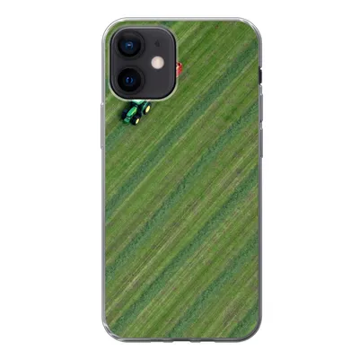 Produktbild von MuchoWow® Handyhülle Schutzhülle Hülle für iPhone 12 Zugmaschine - Anhänger - Grün Silikon Softcase Handy Hülle - Schutzhülle