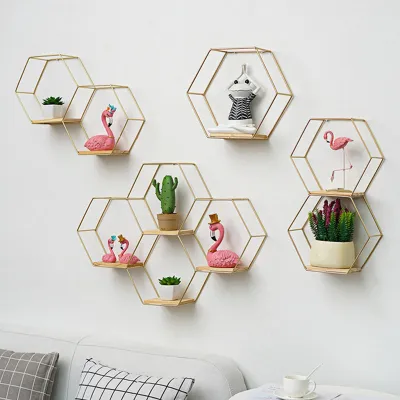 Produktbild von Eisen-Aufbewahrungshalter An Der Wand Befestigter Multifunktionaler Nordischer Stil Geometrisches Festes Sechseckiges Regal Für Zuhause-Goldenes S