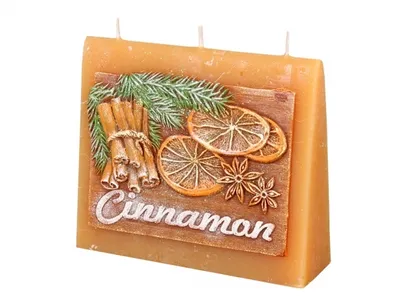Image de Bougie parfumée de Noël CINNAMON enveloppe décorée sculptée 13x11 cm