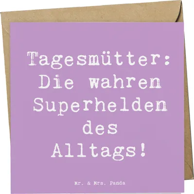 Produktbild von Mr. & Mrs. Panda Grußkarte Spruch Tagesmutter Superheld - Lavendeltraum - Geschenk, Berufspassion, anlasskarte, Berufsprodukte, Beruf, Klappkarte, Kindertagespflege