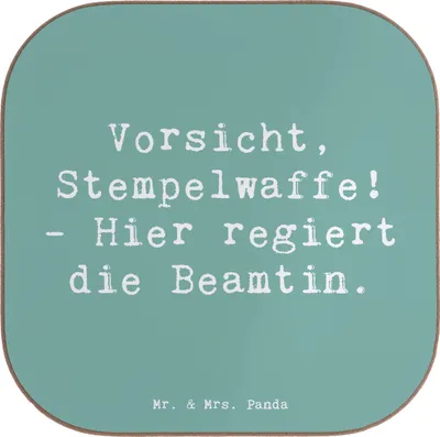 Produktbild von Mr. & Mrs. Panda Tassenuntersetzer Spruch Beamtin Stempelwaffe - Meeresbrise - Geschenk, gläseruntersetzer, Tischuntersetzer, Untersetzer Glas, Getränkeuntersetzer, Beruf