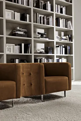 Produktbild von Luxus Sessel Polster Braun Italienischer Stil Design Modern Möbel Wohnzimmer Neu