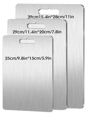 Immagine prodotto di Tagliere - Serie 3 - Spessore 1,5 mm - Utilizzabile su entrambi i lati - Acciaio inossidabile al titanio - Anello per appendere - Per carne, verdura, pane - Argento