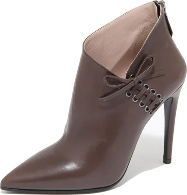 Produktbild von 4501N Damenschuh von MIU MIU (ohne Originalverpackung). Farbe: Rauchbraun. Schuhtyp: Stiefel