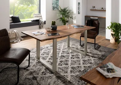 Produktbild von MASSIVMOEBEL24 Baumtisch Akazie 140x90x76 natur Beine silber matt FREEFORM 3
