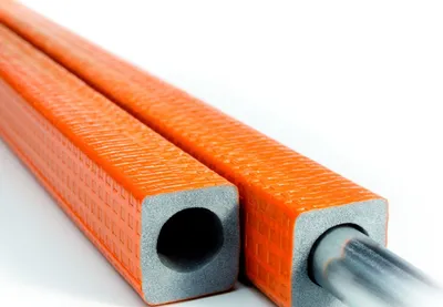 Produktbild von Fussboden Rohrisolierung eckig, Durchmesser 28mm, 1m lang, 9mm Isolierstärke