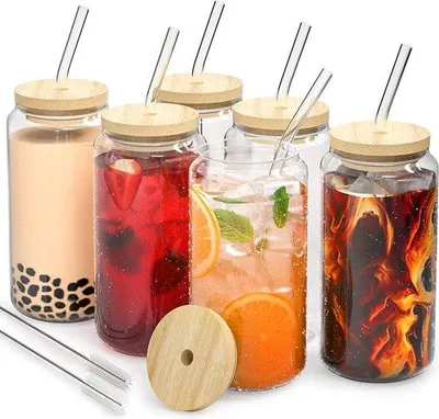 Produktbild von Famanu Trinkgläser mit Bambusdeckel und Strohhalm - 2er Set