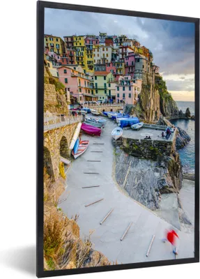 Produktbild von MuchoWow® Gerahmtes Poster Sonnenuntergang über Manarola in Cinque Terre 60x90 cm - Poster mit Schwarzem Bilderrahmen Wandposter Rahmen Foto Bilder - Kunst