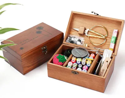 Immagine prodotto di Omgoods - Set vintage Naaikit con cesto in legno e accessori