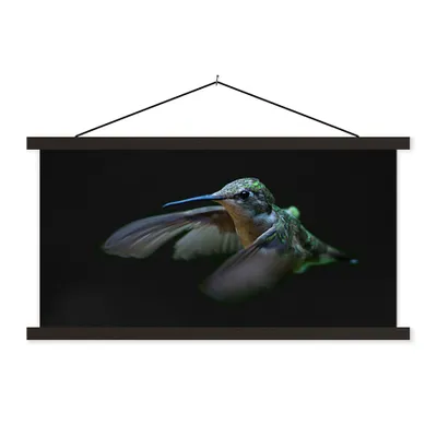 Produktbild von MuchoWow® Textilposter Kolibri - Federn - Schwarz 90x45 cm mit schwarzem Rahmen - Klemmleisten
