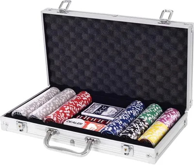 Produktbild von Poker-Set mit 300 Poker Chips, Pokerset Koffer Profi,Pokerkoffer aus Alu, Pokerspiel mit 1 Dealer Button, 5 Würfel und 2 Kartendecks (Silber)