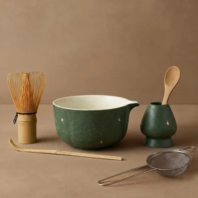 Produktbild von 6-teiliges Matcha Set mit Kürbismotiv, Keramikschale 450ml, Bambusbesen, Sieb, Löffel, Schaufel