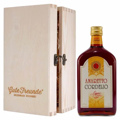 Produktbild von Cordelio Amaretto Liquore mit Geschenk-Holzkiste