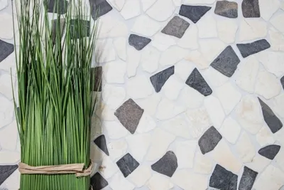 Produktbild von Handmuster Mosaik Fliese Marmor Naturstein beige schwarz Bruch Ciot BianconeJava MOS44-30-110_m