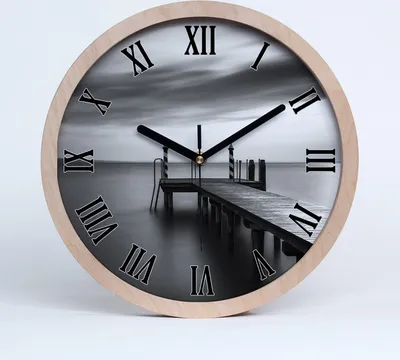 Produktbild von Holzuhr 20fi cm wanduhr - schwarze Spitzen - Pier auf dem See