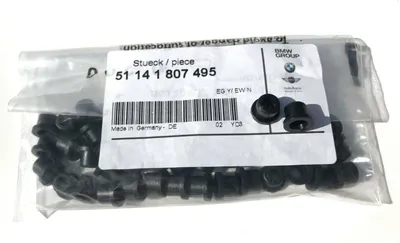 Produktbild von Tüllen für Original BMW Emblem Motorhaube Logo 82mm F10 F20 E34 E36 E39 E60 E65 E61